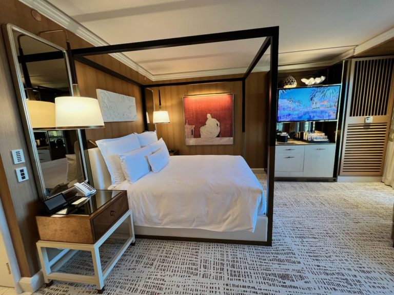 TravelZork Travel - Wynn-Las-Vegas-new-resort-king-room
